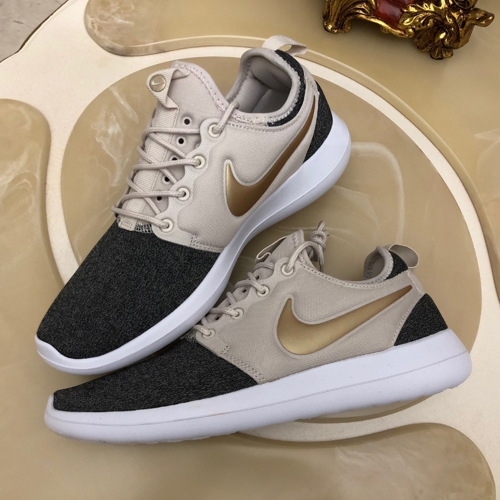 Nike Roshe Two Knit Light Orewood Brown